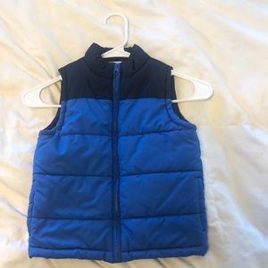 Crown and Ivy toddler puffer vest 5T